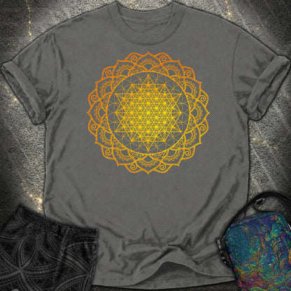 Tetrahedron Mandala Comfort T-Shirt - Tetrahedron Mandala Comfort T-Shirt - Pepper