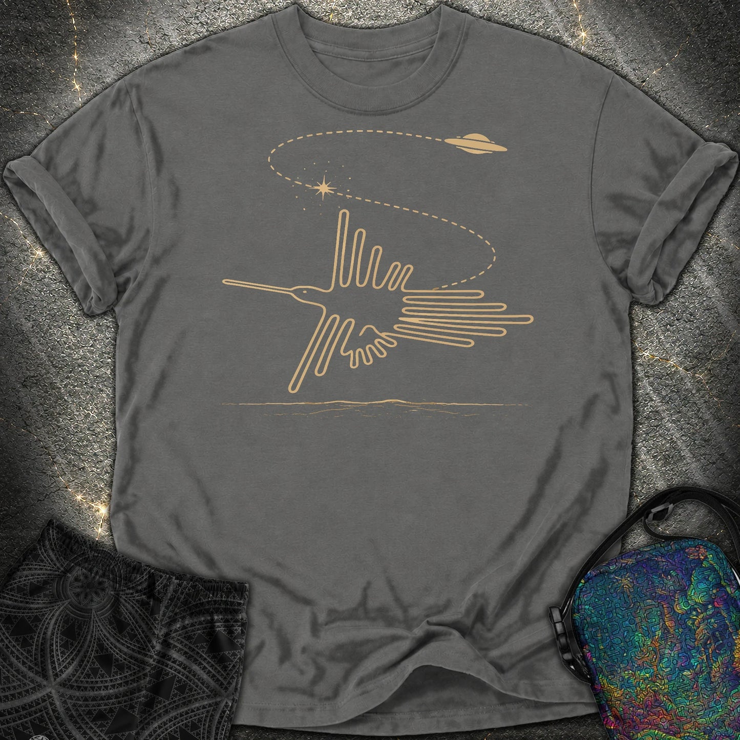 Geoglif Ptaka I Latający Spodek - Geoglif Ptaka I Latający Spodek Comfort T-Shirt - Pepper