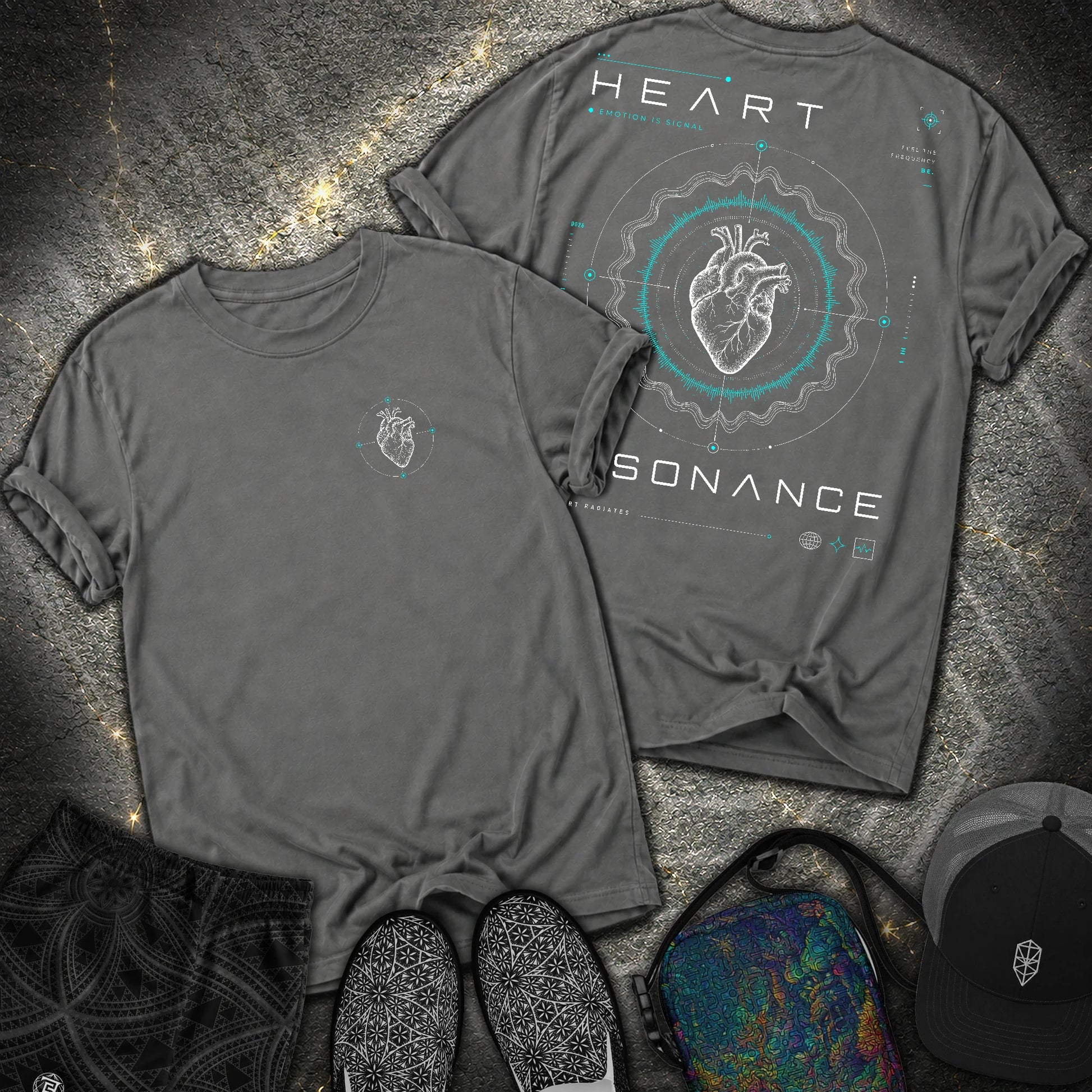Heart Radiates 2 Sided Comfort T-Shirt - Heart Radiates 2 Sided Comfort T-Shirt - Pepper