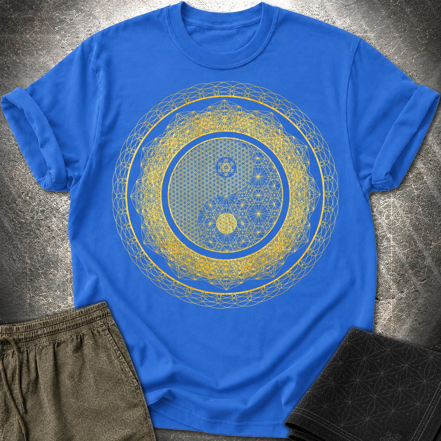 Yin Yang Gold T-Shirt - Yin Yang Gold T-Shirt - Royal
