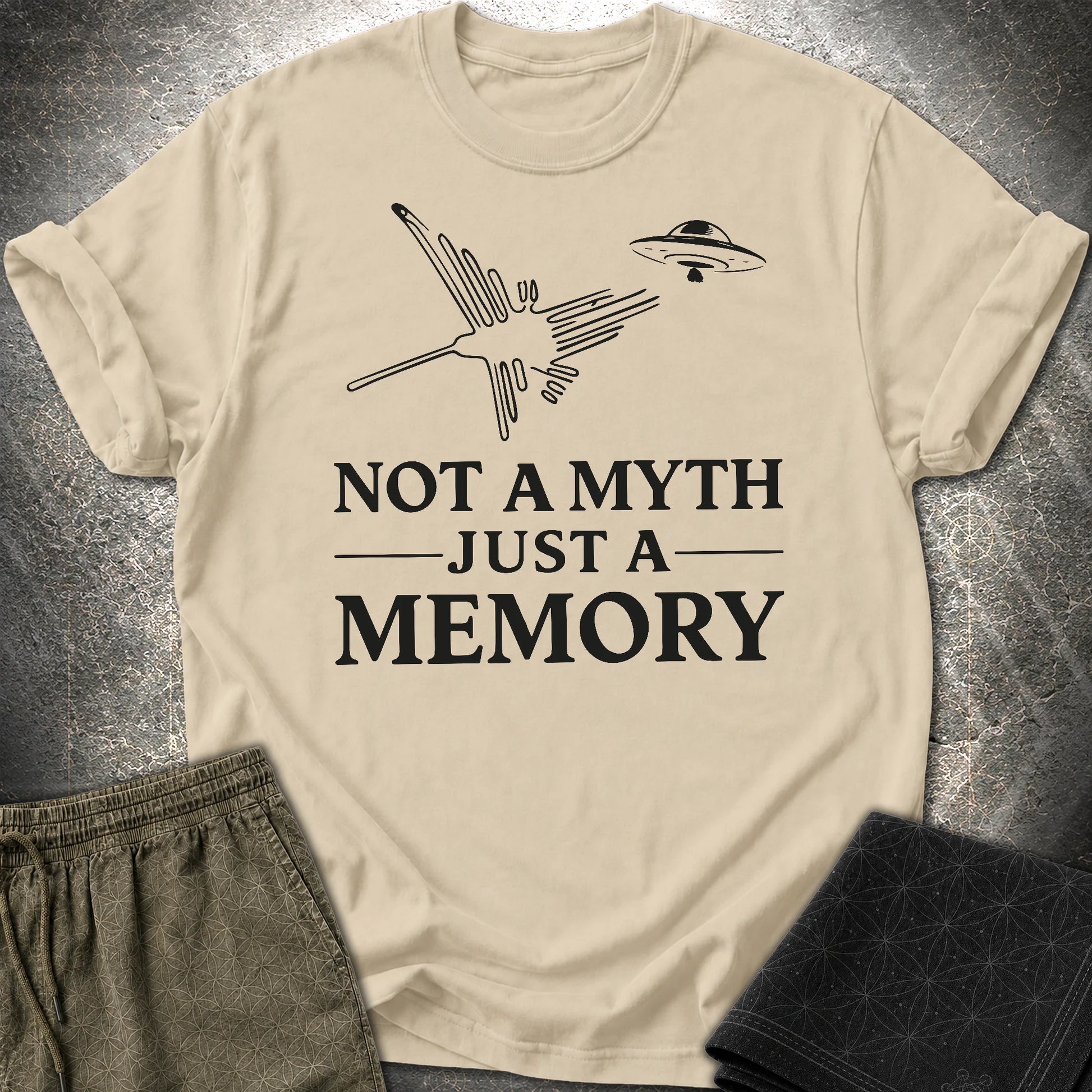NOT MYTH JUST MEMORY Czarne - NOT MYTH JUST MEMORY Czarne T-Shirt - Sand