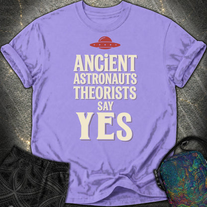 Ancient Astronaut Sey Yes 3 - Ancient Astronaut Sey Yes 3 Comfort T-Shirt - Violet
