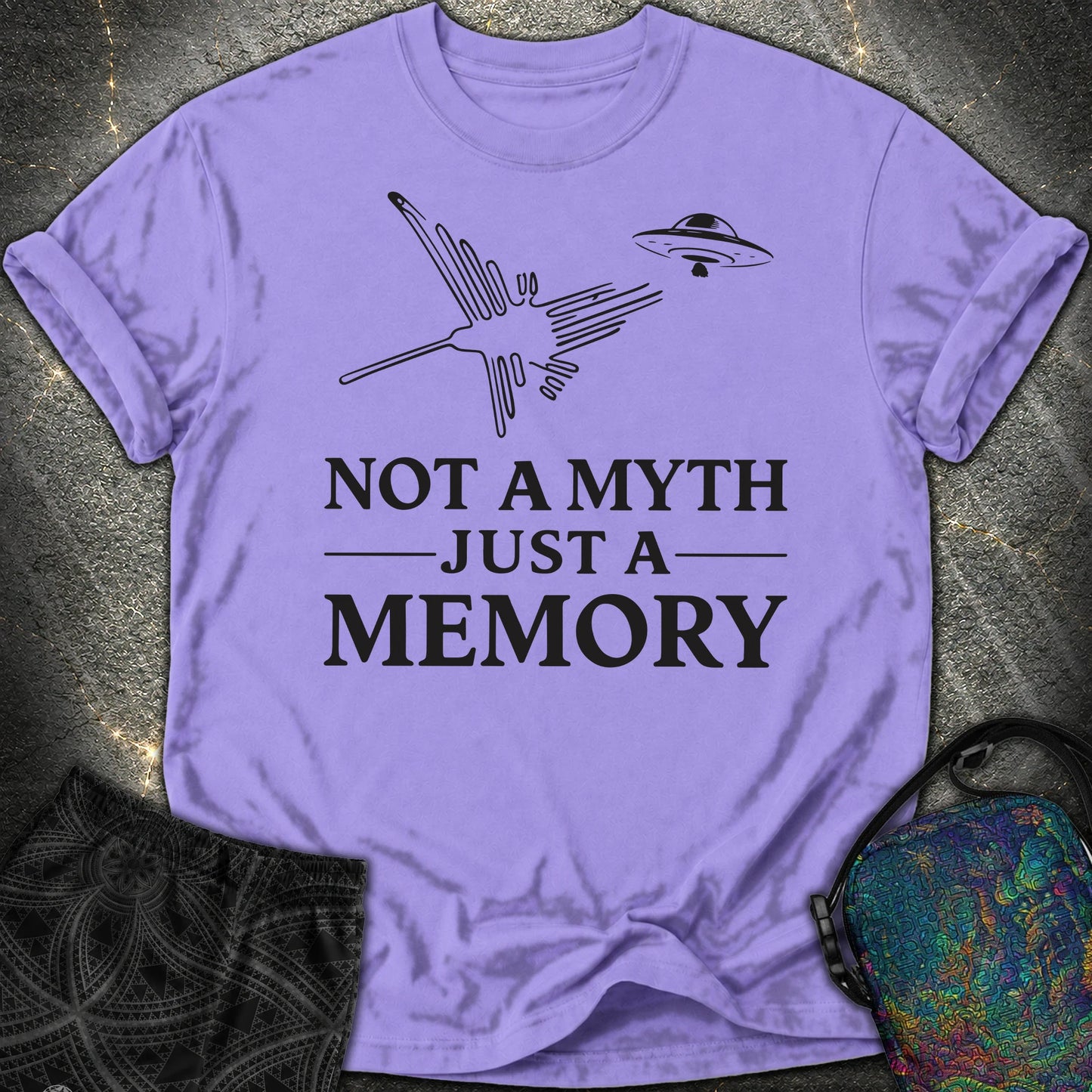 NOT MYTH JUST MEMORY Czarne - NOT MYTH JUST MEMORY Czarne Comfort T-Shirt - Violet