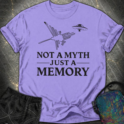 NOT MYTH JUST MEMORY Czarne - NOT MYTH JUST MEMORY Czarne Comfort T-Shirt - Violet