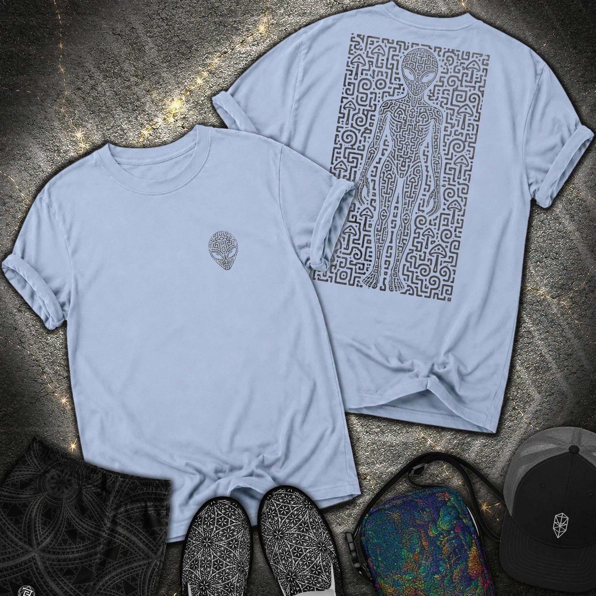 Psychedelic Distressed Alien 2 Sided Comfort T-Shirt - Psychedelic Distressed Alien 2 Sided Comfort T-Shirt - Washed Denim
