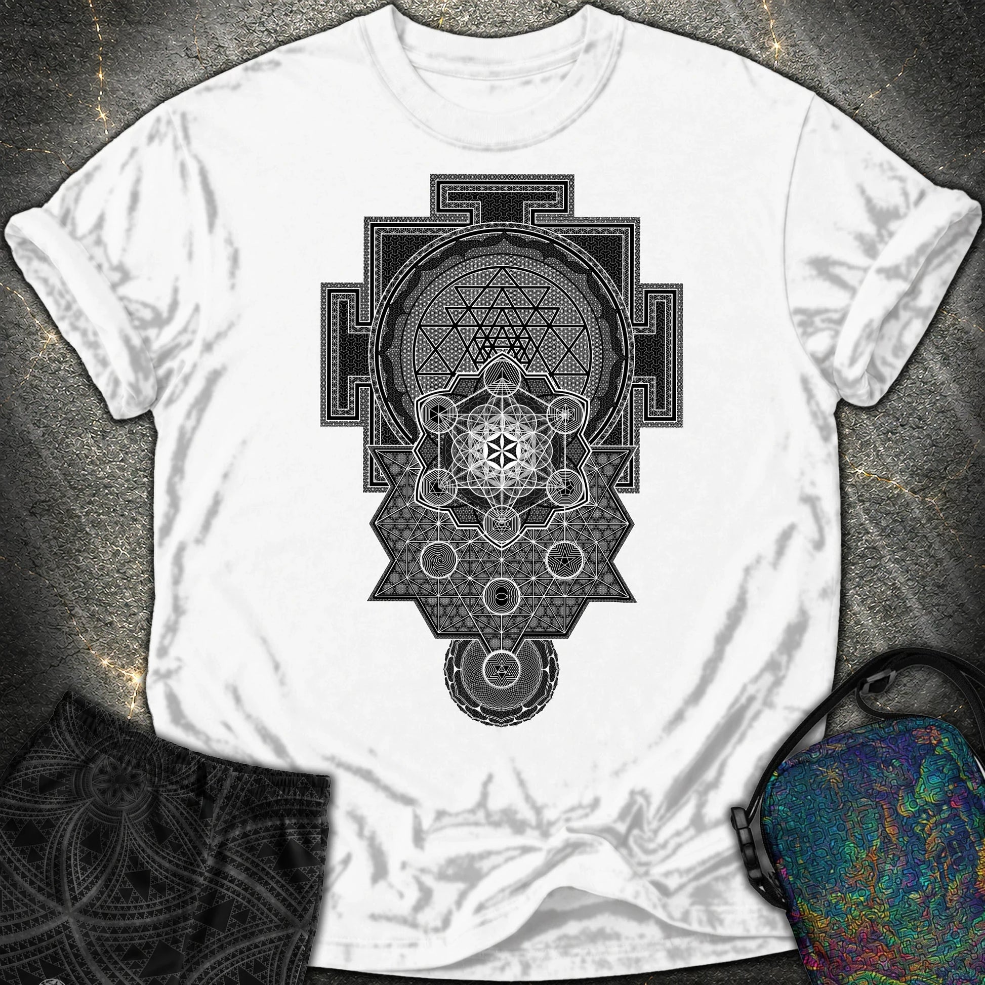 Sri Yantra Intricate Sacred Patterns Comfort T-Shirt - Sri Yantra Intricate Sacred Patterns Comfort T-Shirt - White