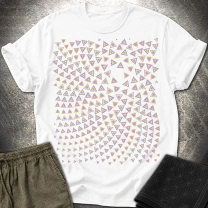 Psychedelic Triangle Optical Illusion Geometric Pattern T-Shirt - Psychedelic Triangle Optical Illusion Geometric Pattern T-Shirt - White