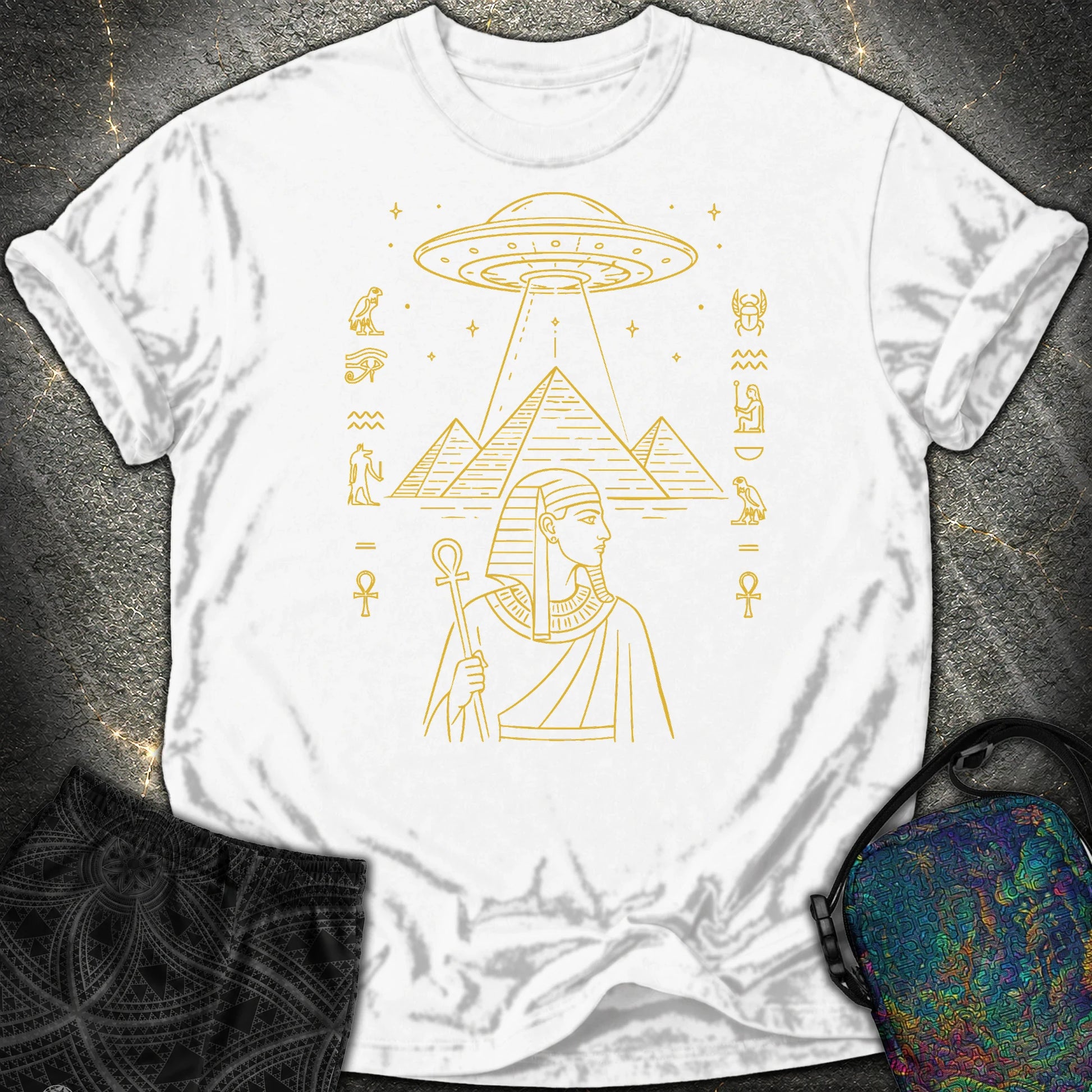 Pyramid Signal Over the Pharaoh - Pyramid Signal Over the Pharaoh Comfort T-Shirt - White