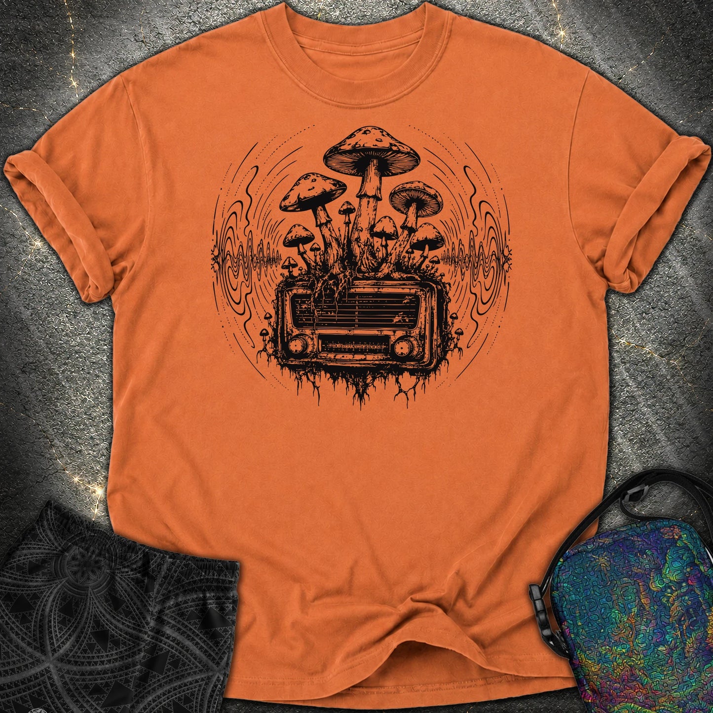 Mushroom Radio - Mushroom Radio Comfort T-Shirt - Yam