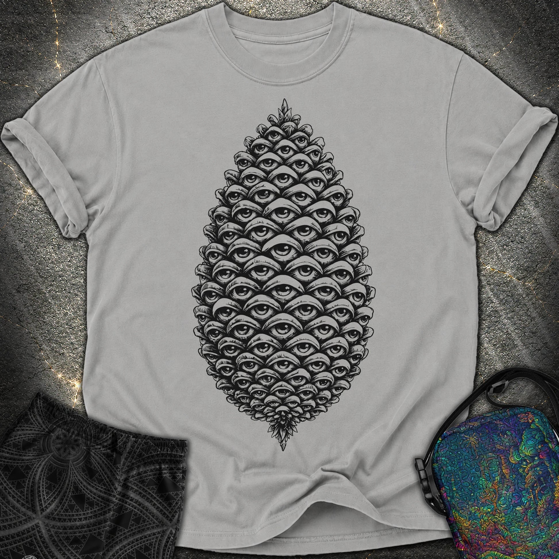 All Seeing Pinecone Black - All Seeing Pinecone Black Comfort T-Shirt - Grey