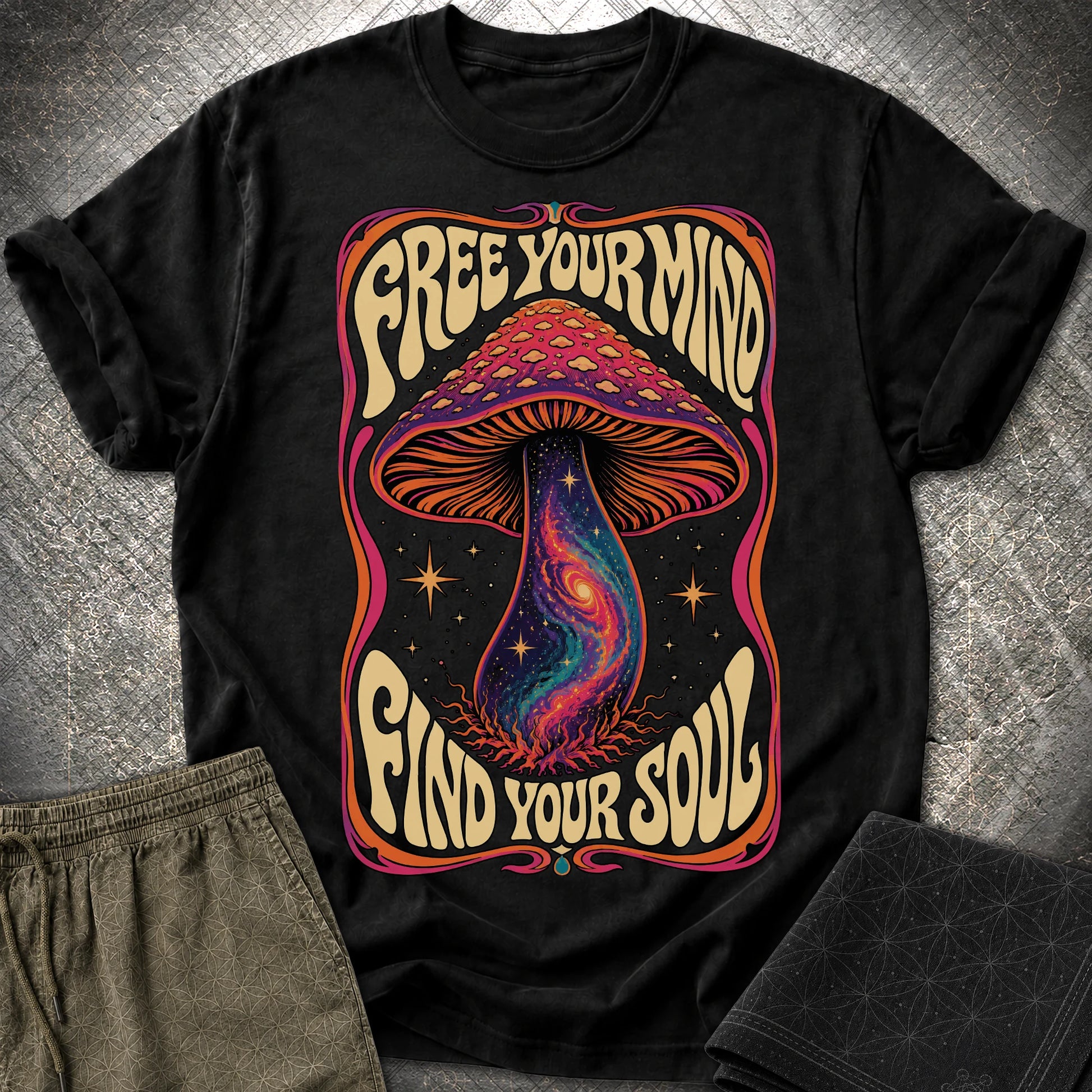Free Your Mind Mushroom T-Shirt - Free Your Mind Mushroom T-Shirt - Black
