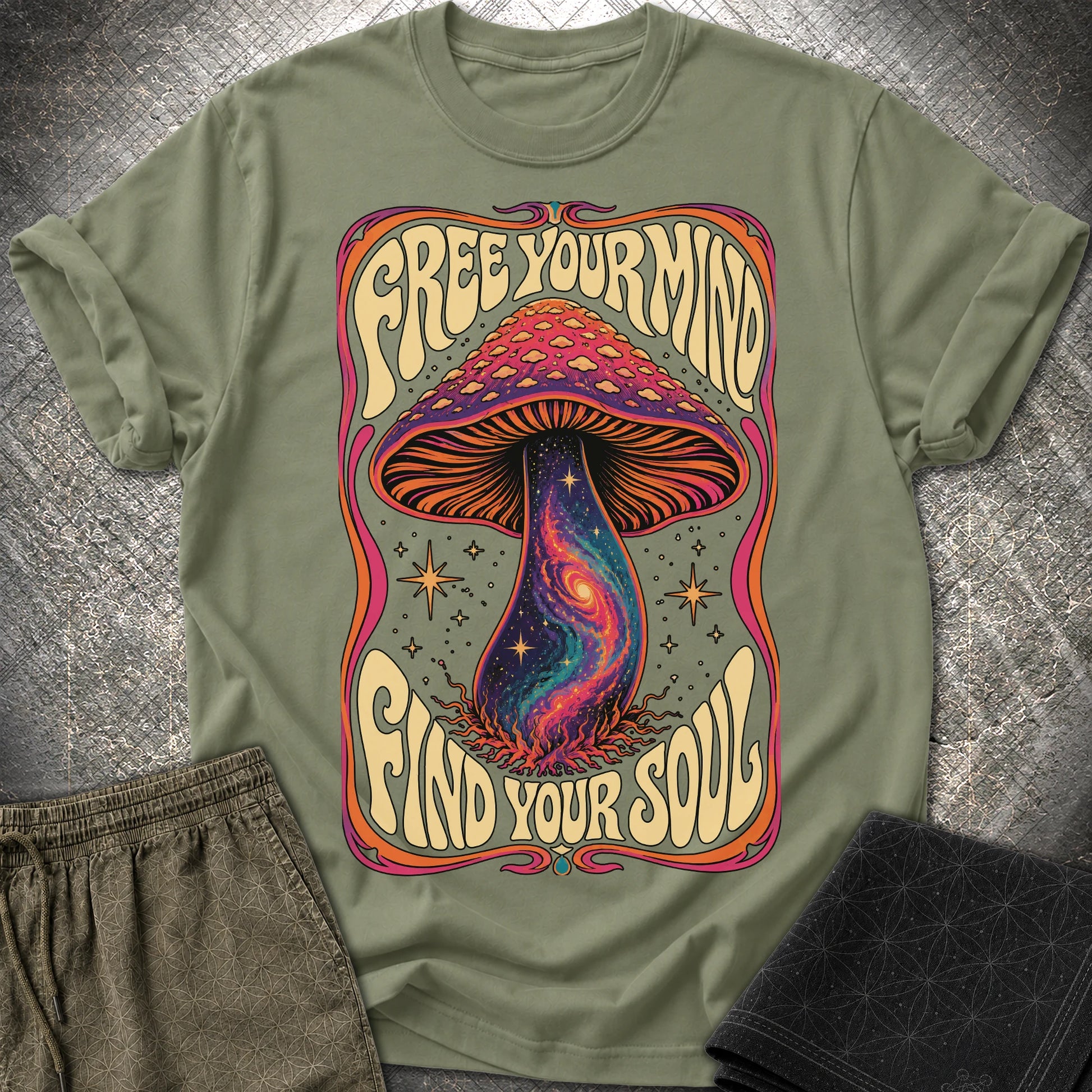 Free Your Mind Mushroom T-Shirt - Free Your Mind Mushroom T-Shirt - Military Green